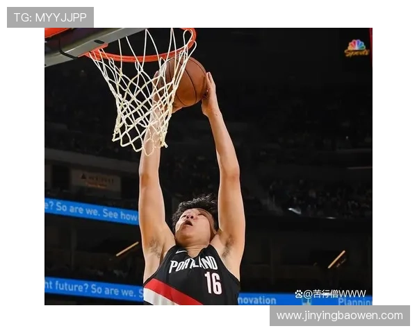 哈利伯顿称赞杨瀚森传球能力强调他能迅速适应NBA比赛节奏